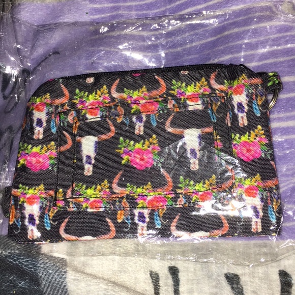 ID Wallet - Picture 1 of 1